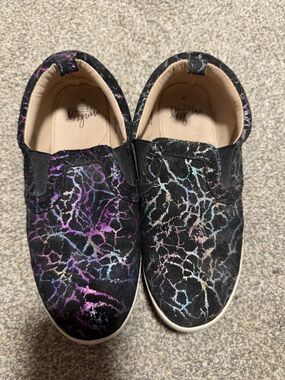 Monkey Feet Black Slip-On Sneakers with Iridescent Crackle Accents